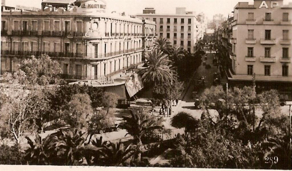 ORAN AVANT 62 LE MARTINEZ.JPG